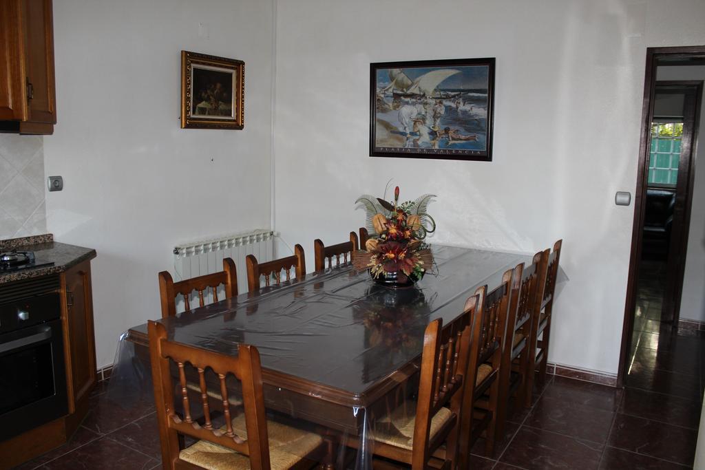 Hostel Casa Lucas Charneca  Eksteriør billede