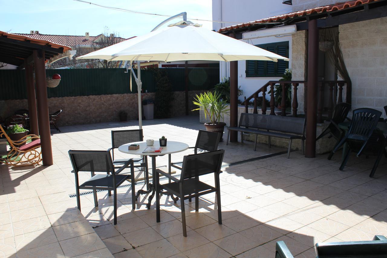 Hostel Casa Lucas Charneca  Eksteriør billede