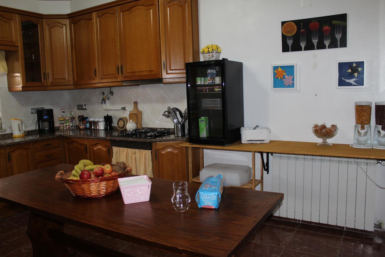 Hostel Casa Lucas Charneca  Eksteriør billede