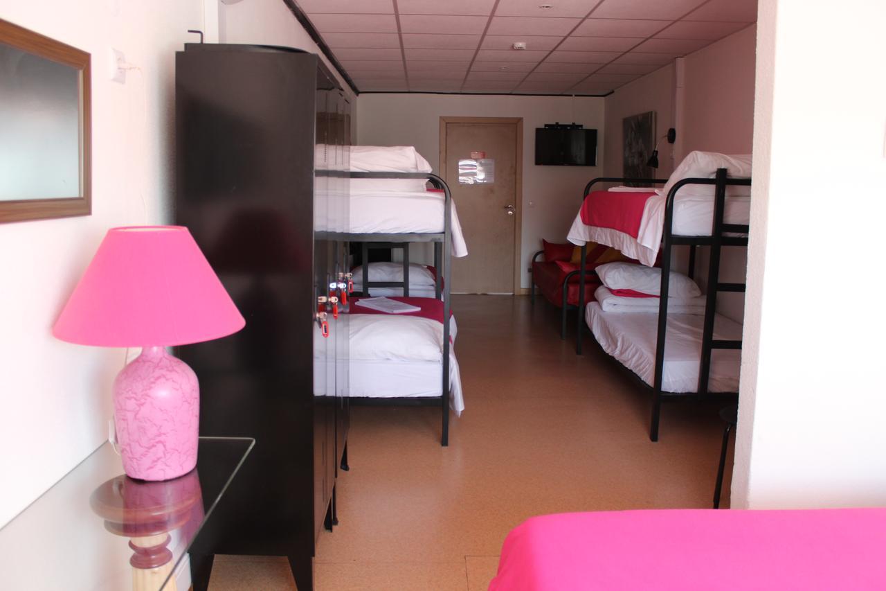 Hostel Casa Lucas Charneca  Eksteriør billede