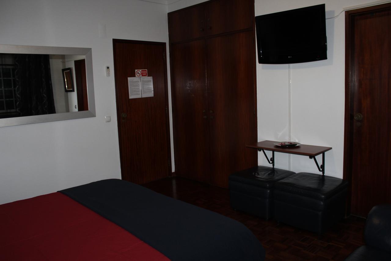 Hostel Casa Lucas Charneca  Eksteriør billede